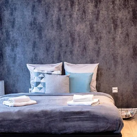 Stunning New Near Basilica Budapest