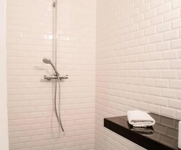 Stunning New Near Basilica Appartamento Budapest